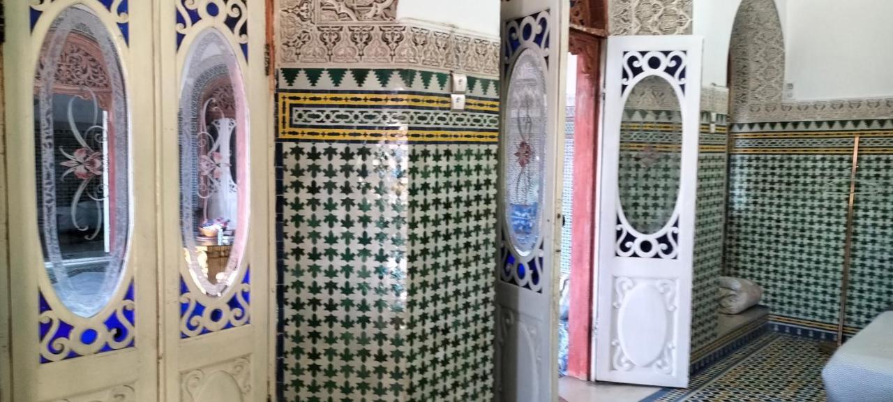Suite In A Xviiie Palace Fez Kültér fotó